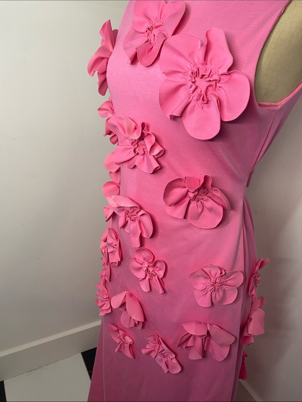 Boutique 3D Floral Appliqué Maxi Dress | Barbie Pink | Pockets | Tie Back | Medi - Picture 6 of 7